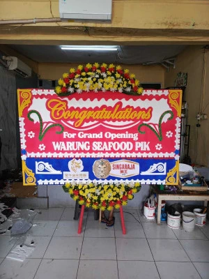 Papan Bunga di Benda